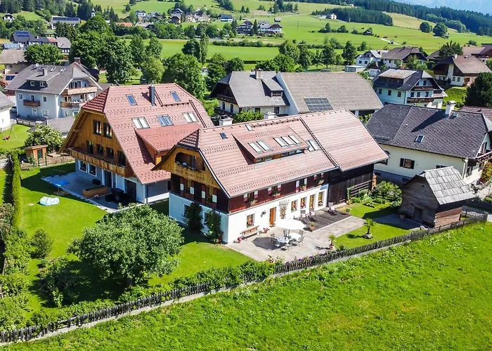 Daire Haus Schitter