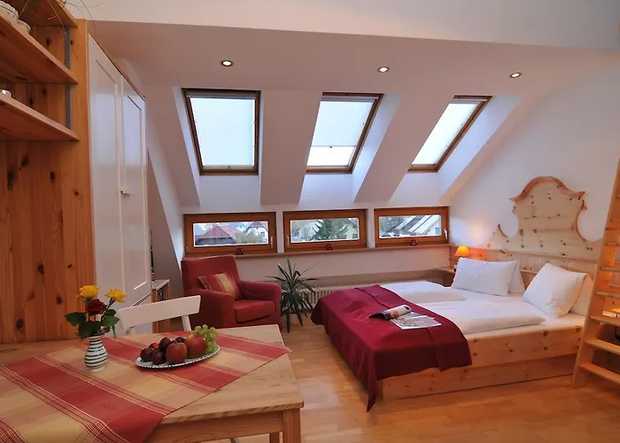 Daire Haus Schitter *